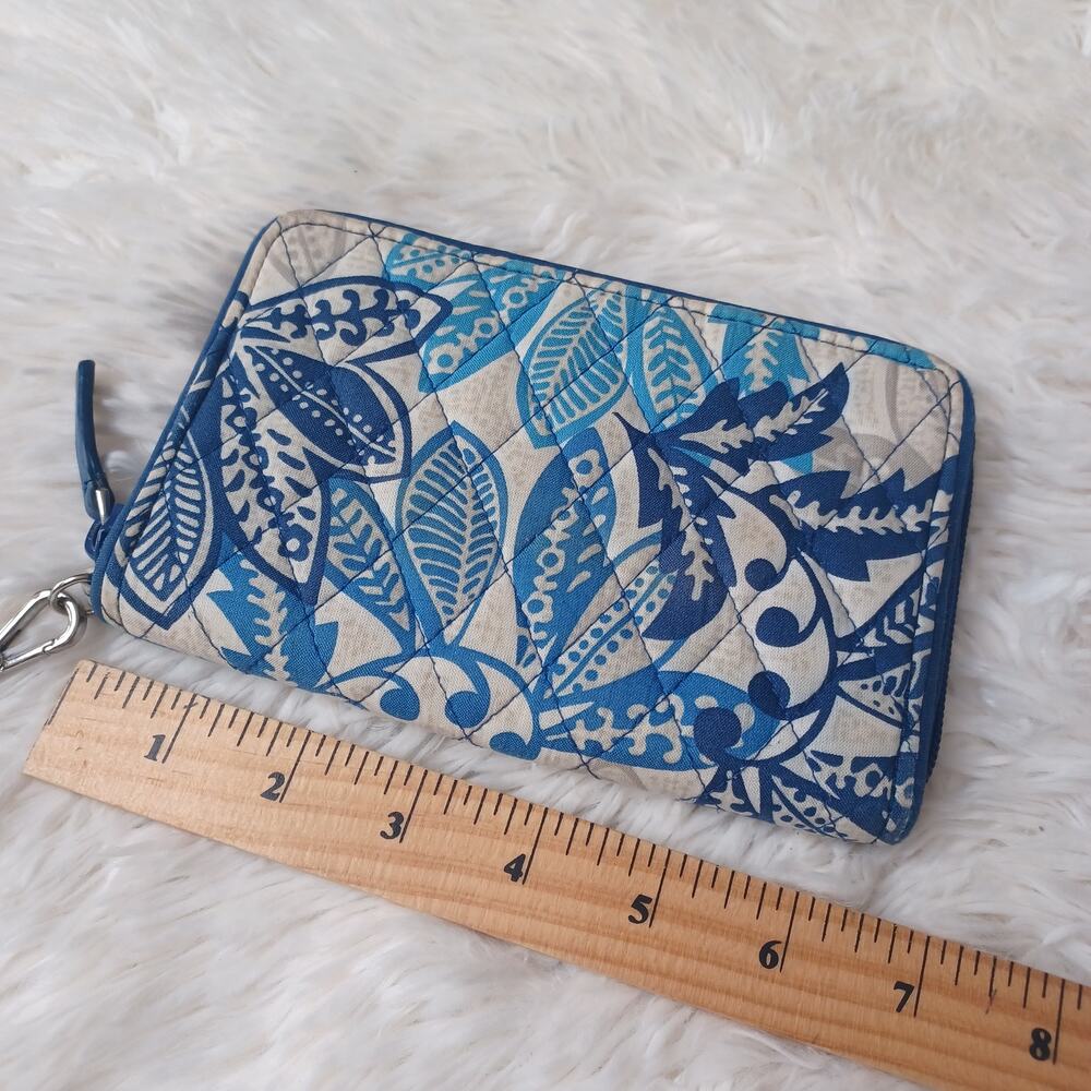 Vera Bradley Woman’s Paisley Print Wallet